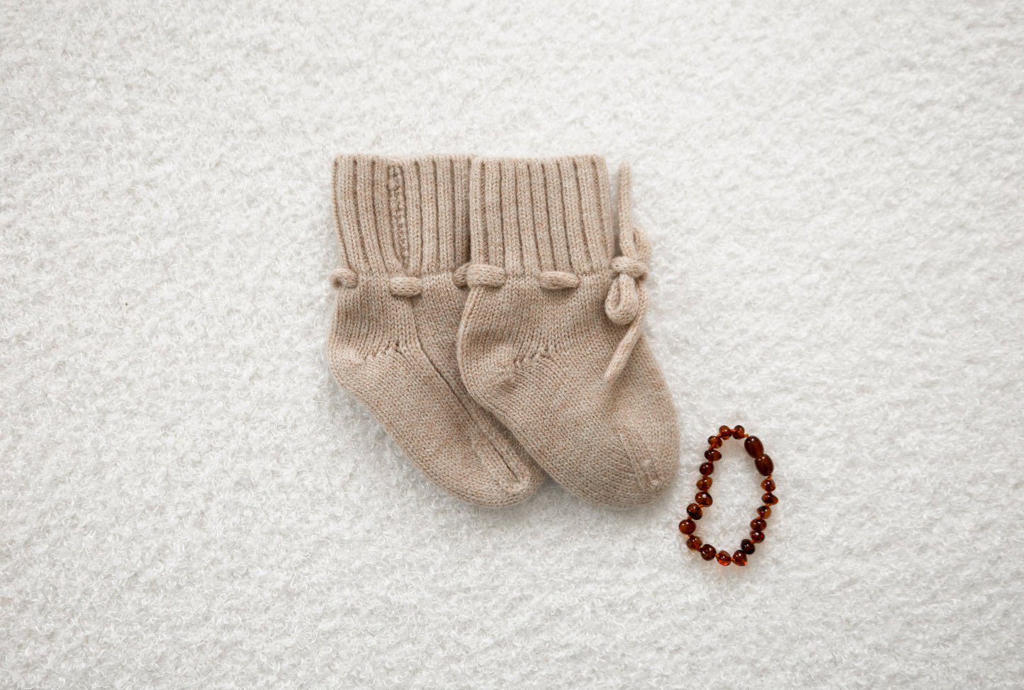 Barnsteen armbandje (cognac)